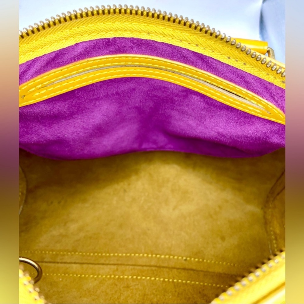 LOUIS VUITTON Epi Speedy 25 Tassili Yellow Leather - Picture 11 of 16
